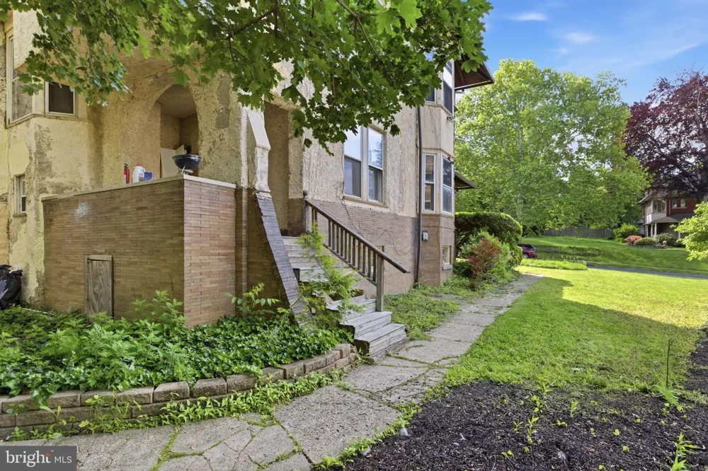 5939 DREXEL ROAD #FL-1 Philadelphia, PA 19131