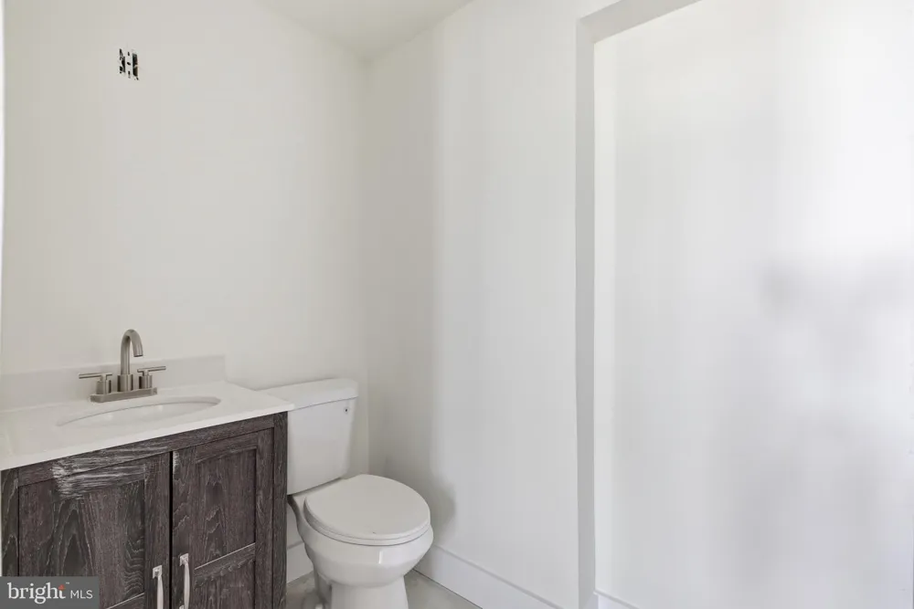 5939 DREXEL ROAD #FL-1 Philadelphia, PA 19131
