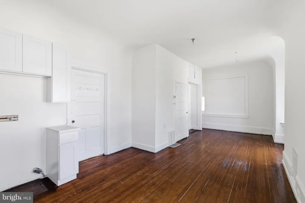 5939 DREXEL ROAD #FL-1 Philadelphia, PA 19131