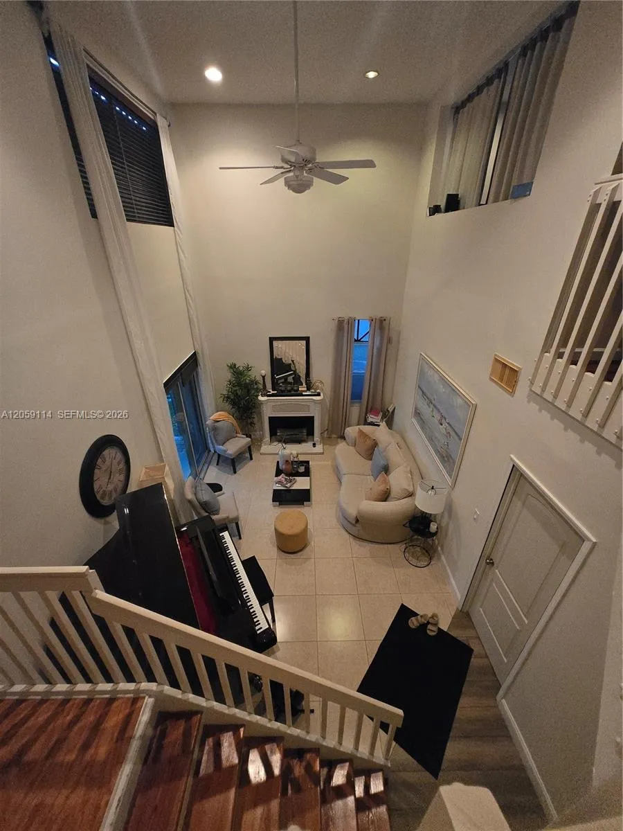 19130 NW 10th St Pembroke Pines, FL 33029