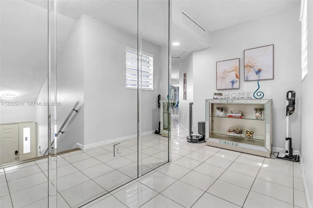 2520 SE 20th Pl #204-B Homestead, FL 33035