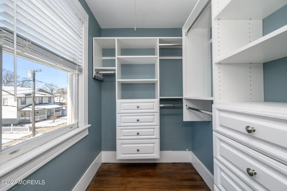 19 Mount Street Red Bank, NJ 07701