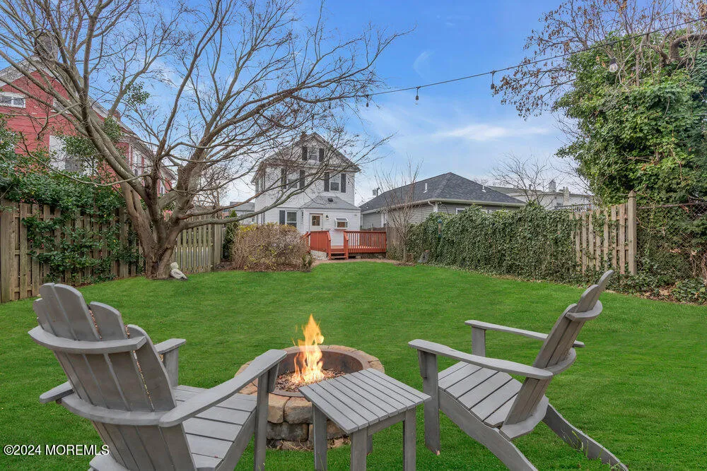 19 Mount Street Red Bank, NJ 07701
