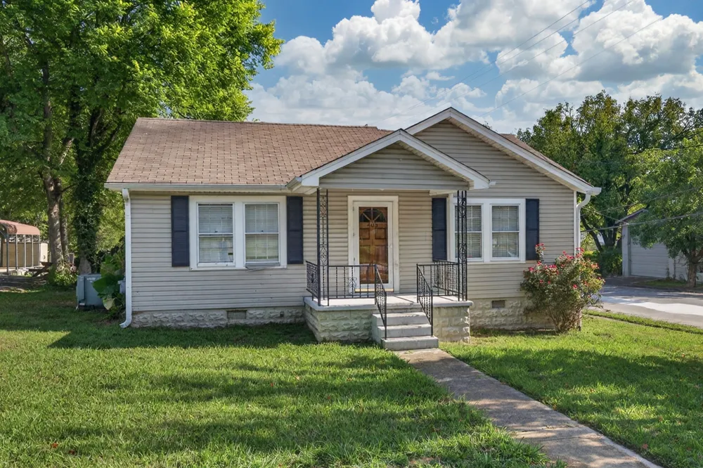 405 Swanson Blvd Fayetteville, TN 37334