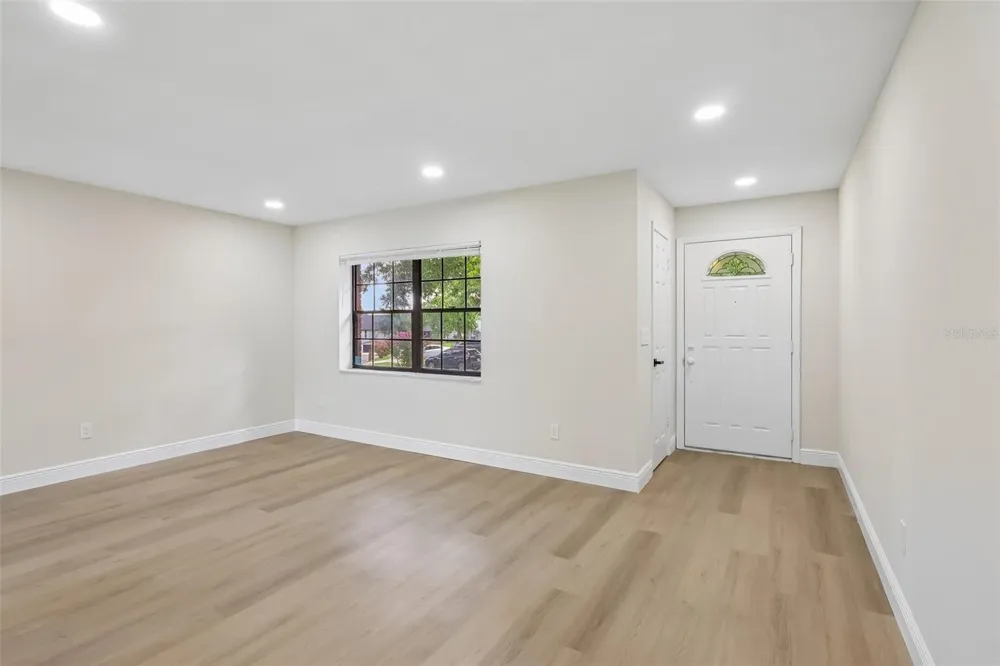 612 RODNEY DRIVE Altamonte Springs, FL 32701