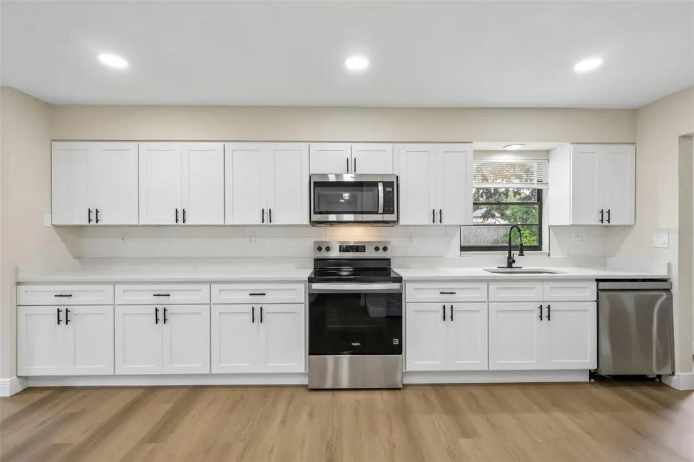612 RODNEY DRIVE Altamonte Springs, FL 32701