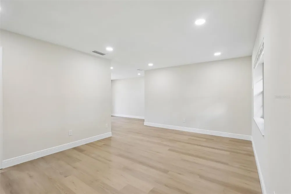 612 RODNEY DRIVE Altamonte Springs, FL 32701