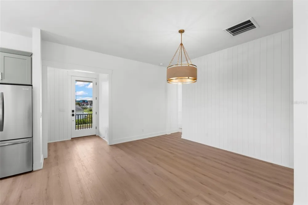3534 OVERLOOK DRIVE NE St Petersburg, FL 33703