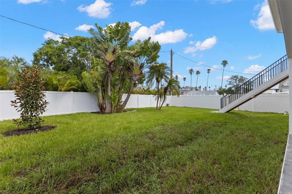 3534 OVERLOOK DRIVE NE St Petersburg, FL 33703