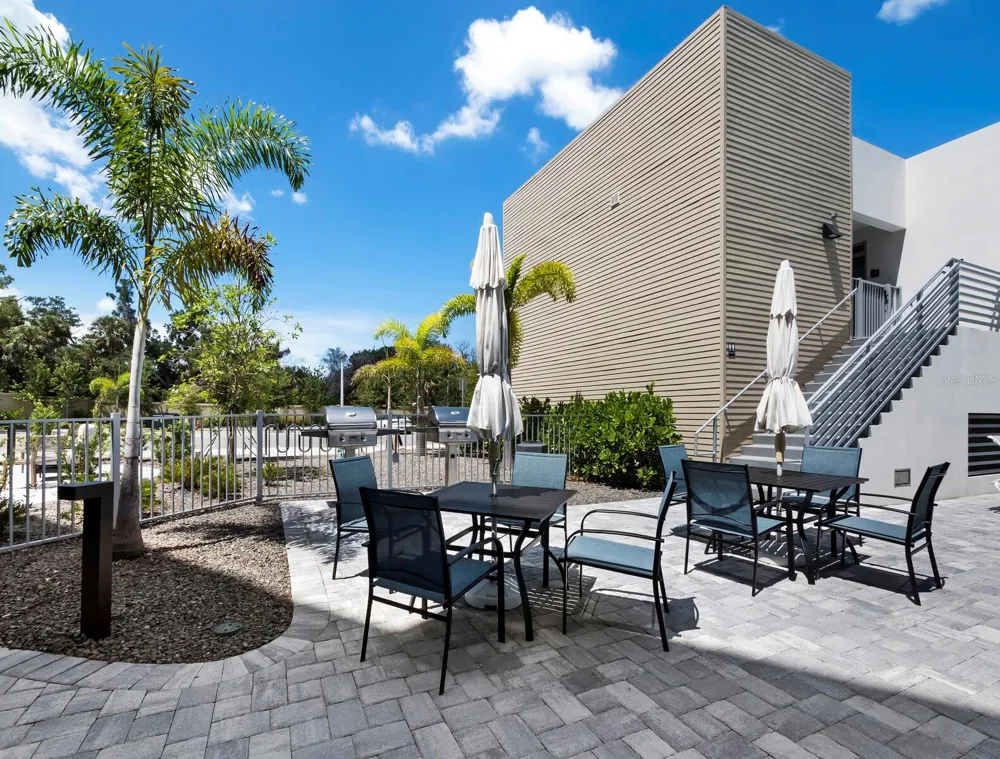 1709 TAMIAMI TRAIL #418 Sarasota, FL 34234
