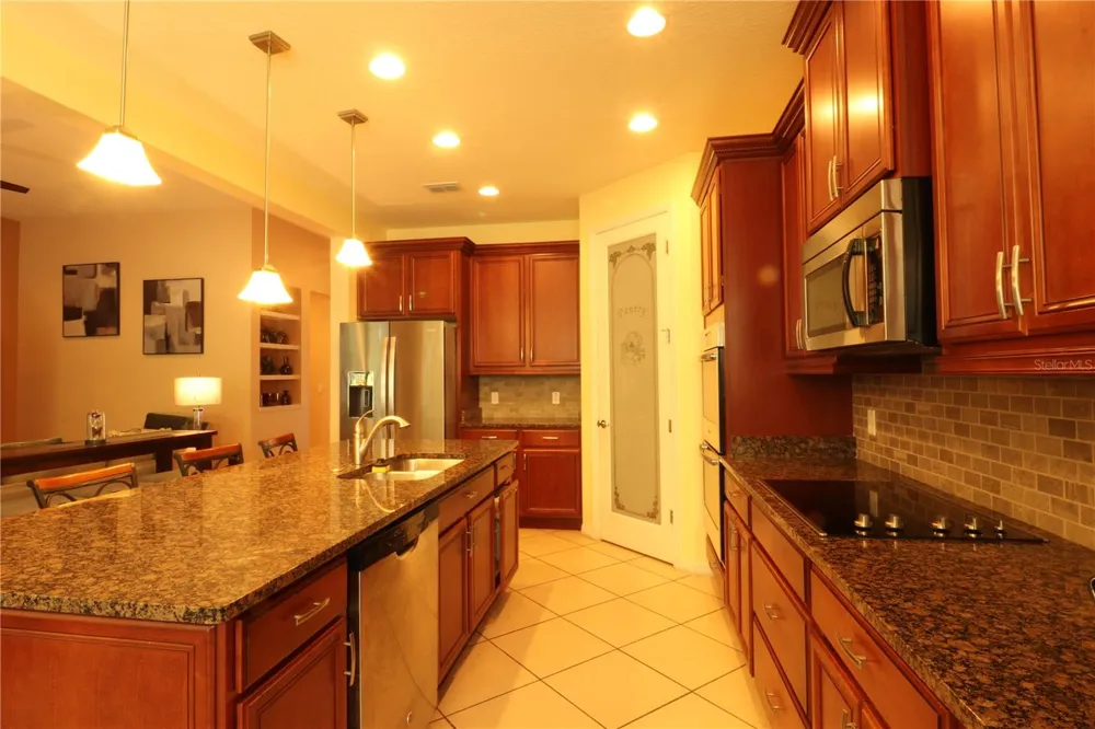 778 IRVINE RANCH ROAD Poinciana, FL 34759