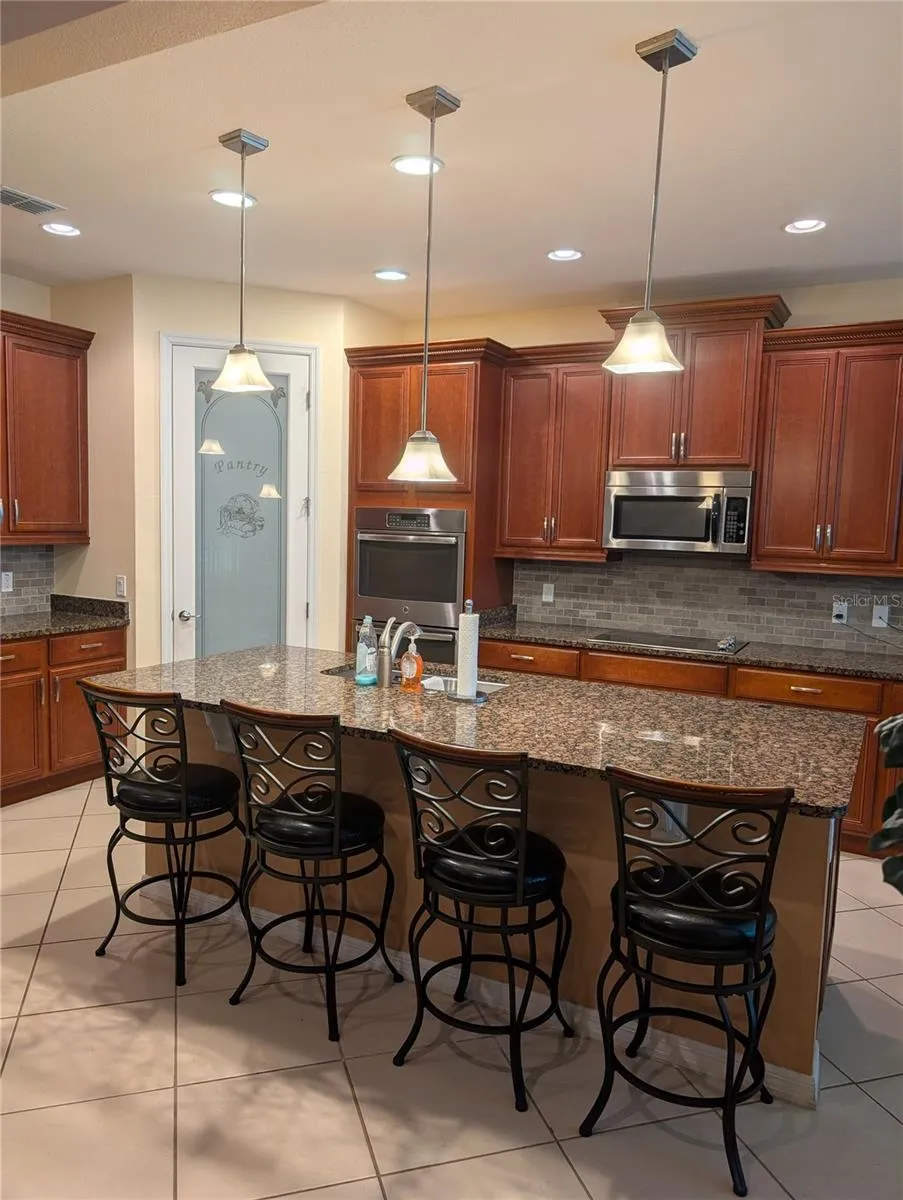 778 IRVINE RANCH ROAD Poinciana, FL 34759