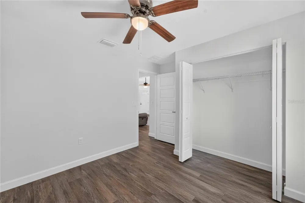 138 FISHER RUN Ocklawaha, FL 32179