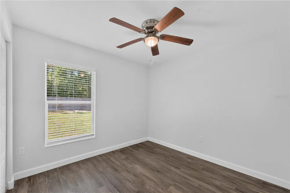 138 FISHER RUN Ocklawaha, FL 32179