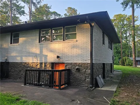 1931 Shepherd Circle SW
