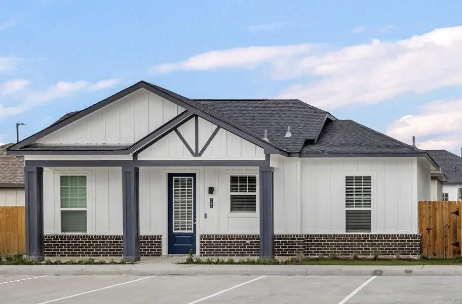 4250 Woodridge Parkway #1027 Porter, TX 77365