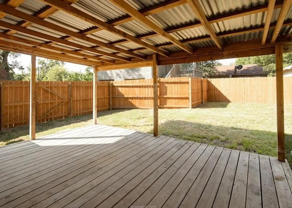 1209 Antone Street Bryan, TX 77803