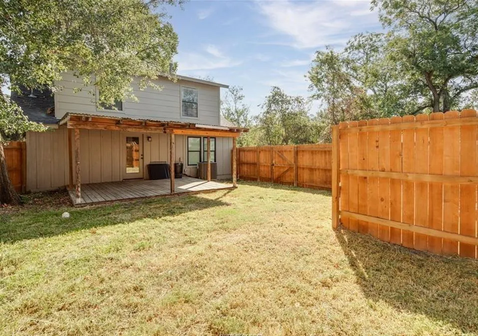 1209 Antone Street Bryan, TX 77803