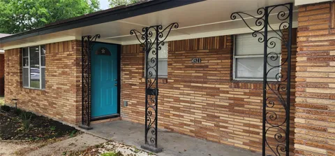 4921 Nina Lee Lane