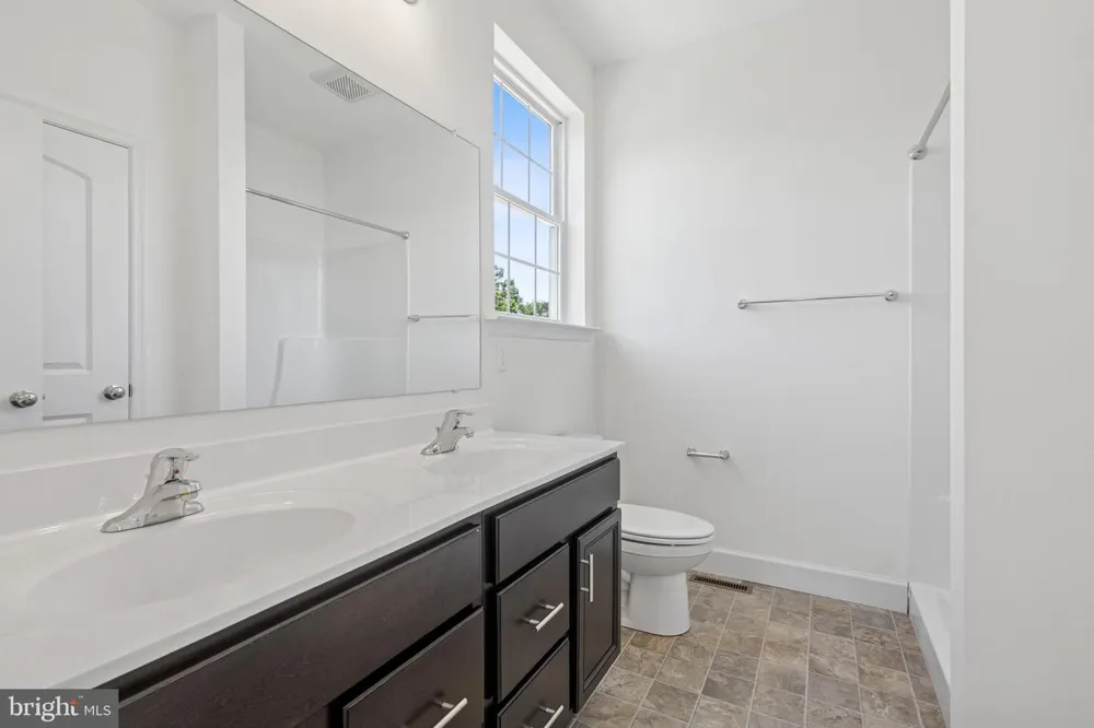 35 FRIAR RD #36 York, PA 17408