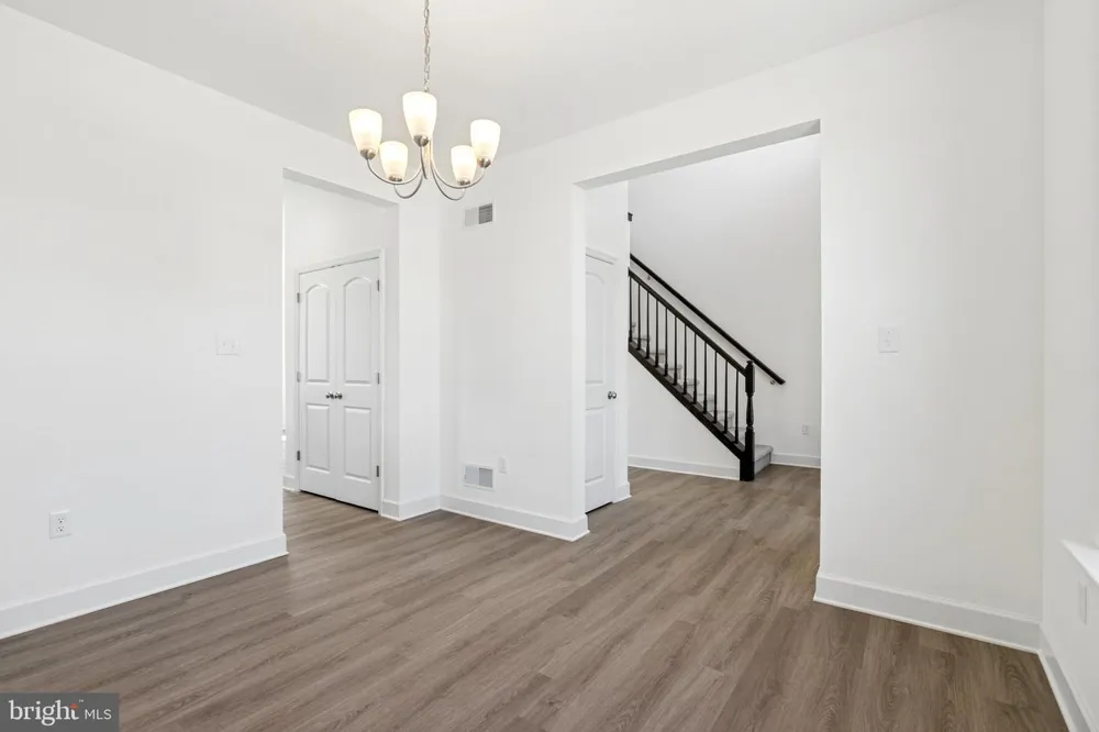 35 FRIAR RD #36 York, PA 17408