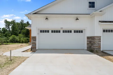 814 Joyce Lane