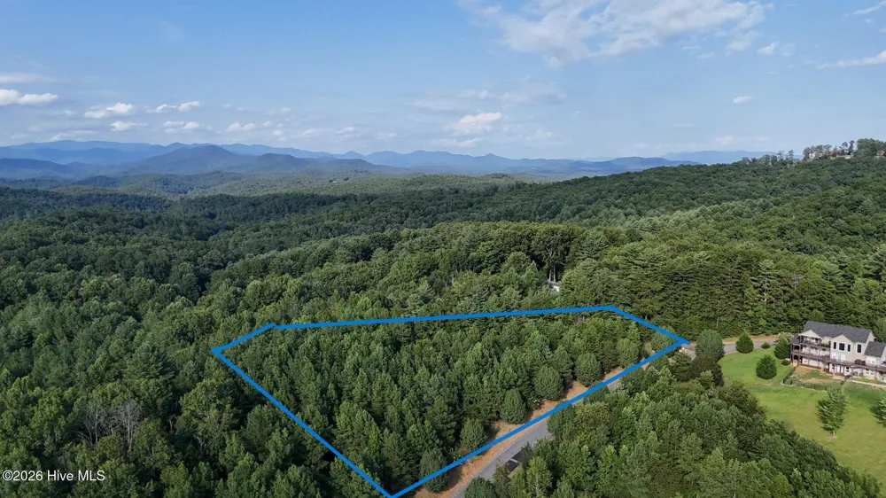 3 Dasali Way Murphy, NC 28906