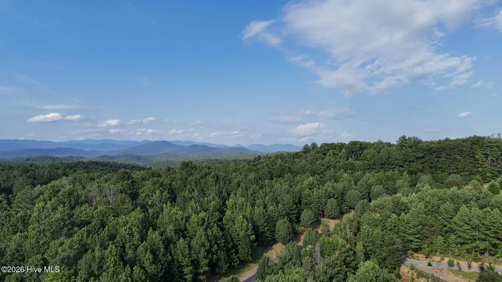 3 Dasali Way Murphy, NC 28906