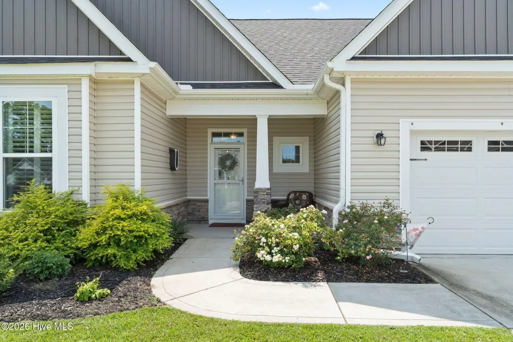 707 E Chatman Drive NW Calabash, NC 28467