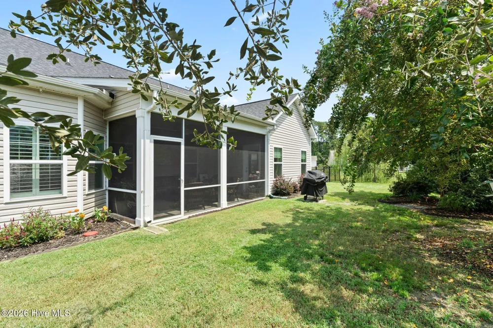 707 E Chatman Drive NW Calabash, NC 28467