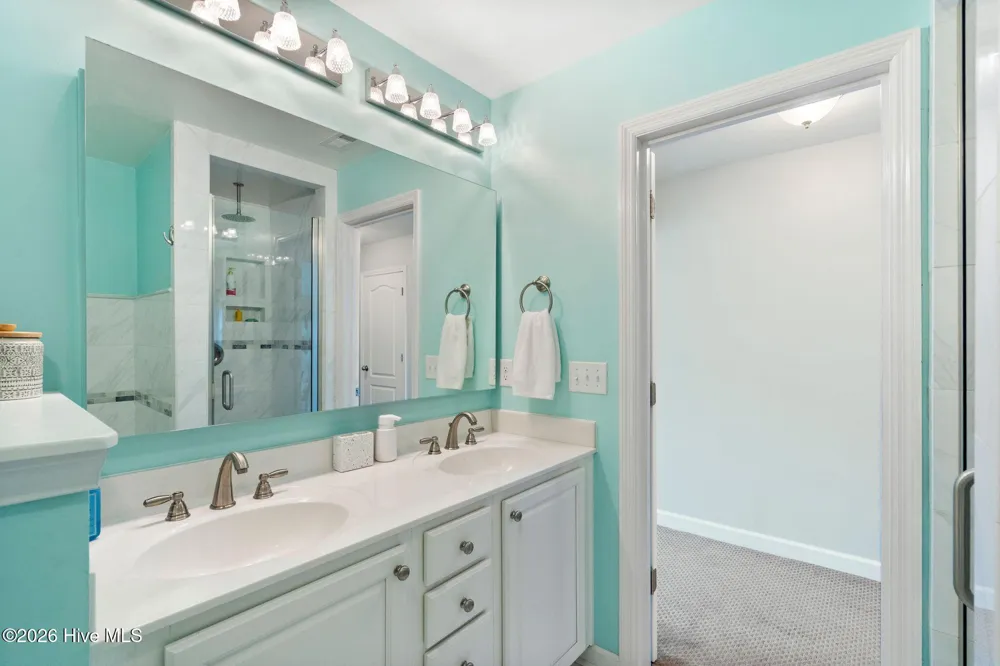 707 E Chatman Drive NW Calabash, NC 28467