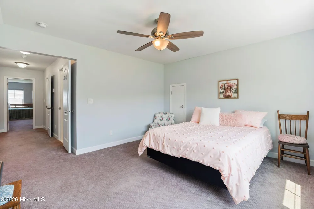 707 E Chatman Drive NW Calabash, NC 28467