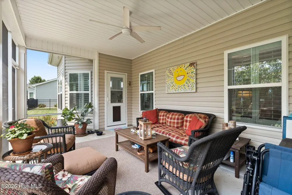 707 E Chatman Drive NW Calabash, NC 28467