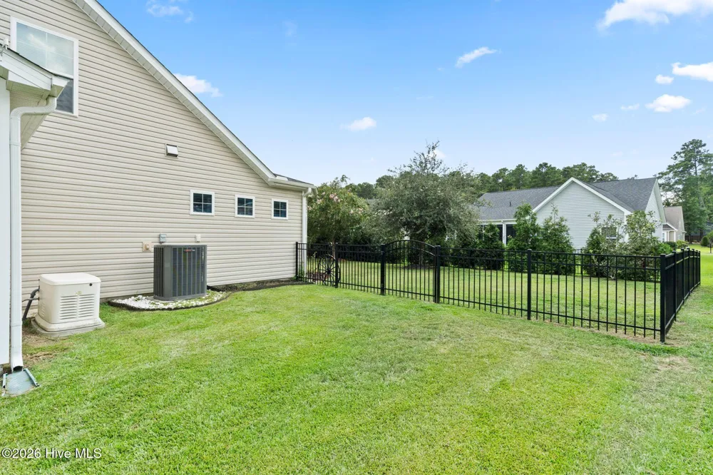 707 E Chatman Drive NW Calabash, NC 28467
