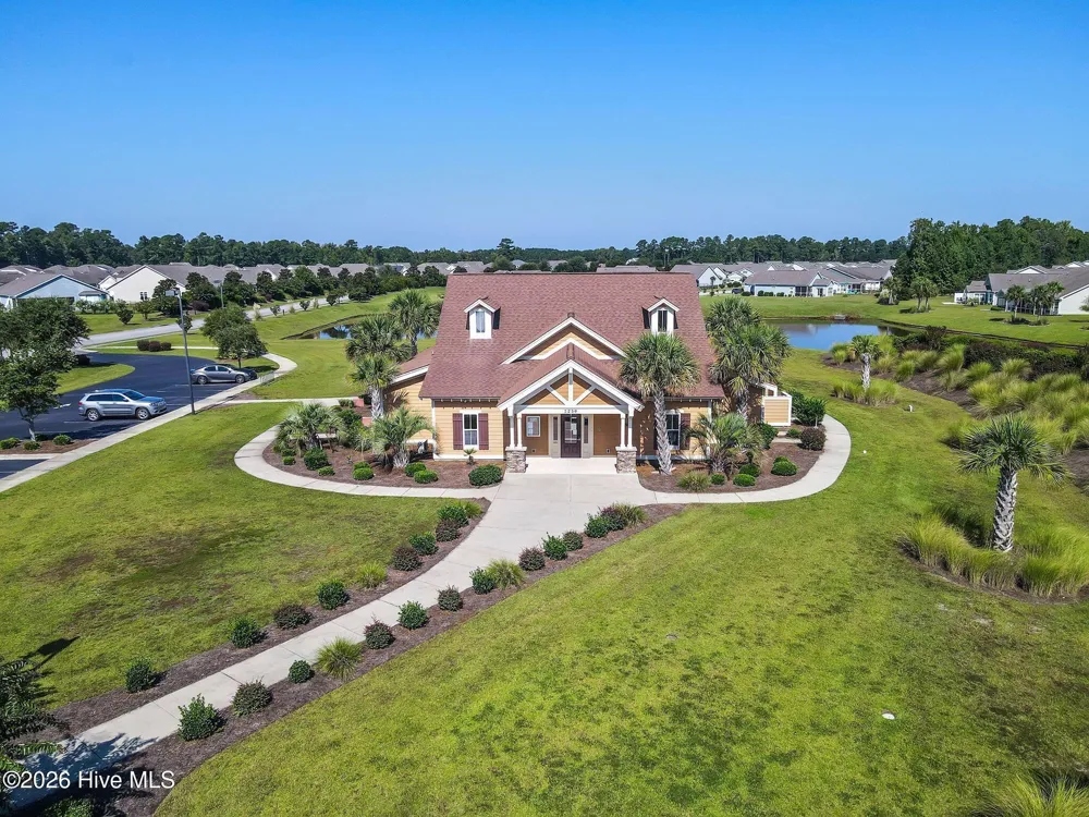 707 E Chatman Drive NW Calabash, NC 28467