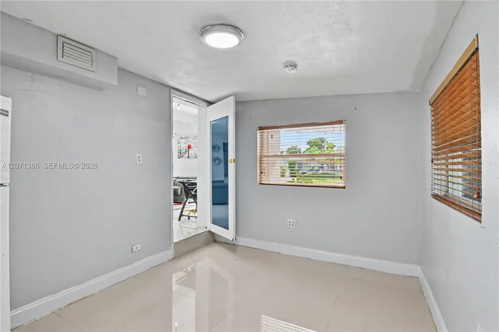 3538 SW 87th Ct Miami, FL 33165