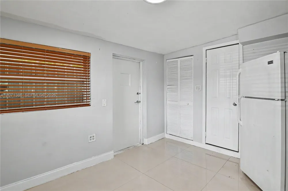 3538 SW 87th Ct Miami, FL 33165