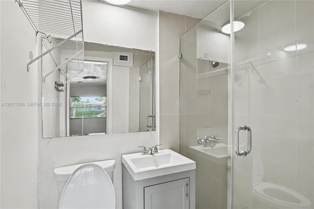 3538 SW 87th Ct Miami, FL 33165