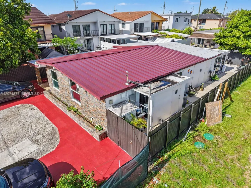 3538 SW 87th Ct Miami, FL 33165