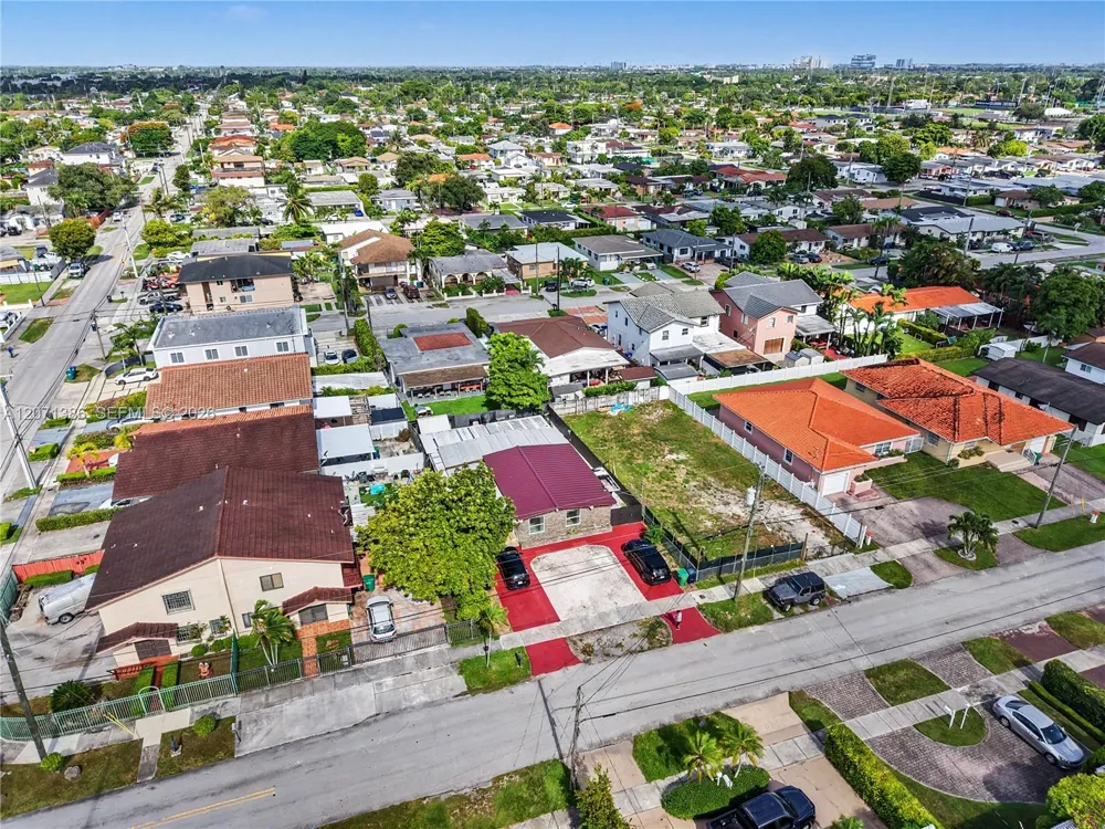 3538 SW 87th Ct Miami, FL 33165