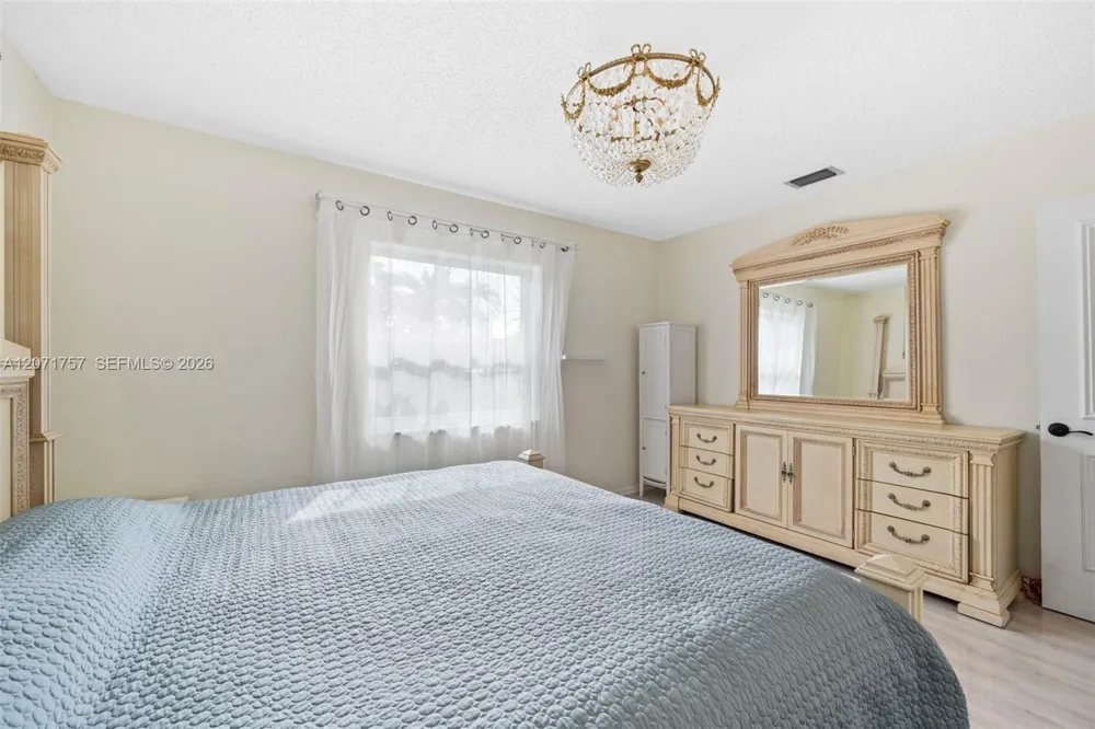 1935 Arthur St Hollywood, FL 33020