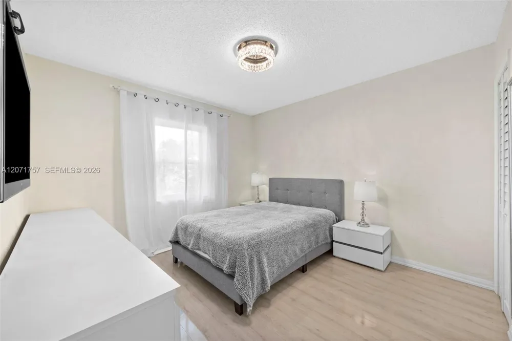 1935 Arthur St Hollywood, FL 33020