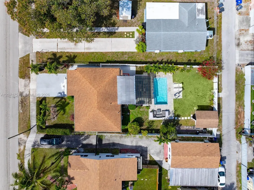 1935 Arthur St Hollywood, FL 33020