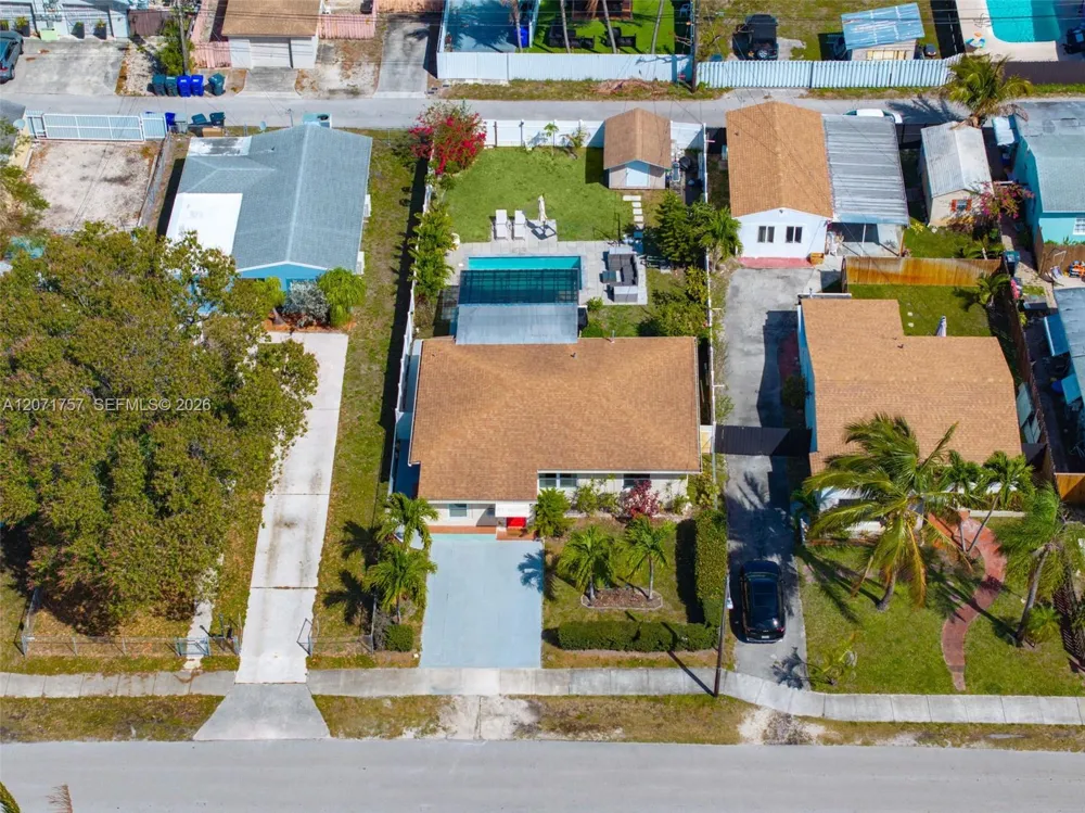 1935 Arthur St Hollywood, FL 33020