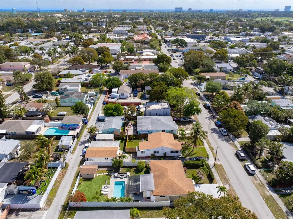 1935 Arthur St Hollywood, FL 33020