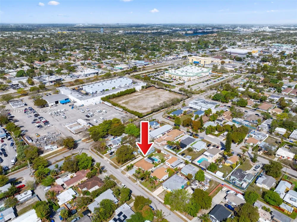 1935 Arthur St Hollywood, FL 33020