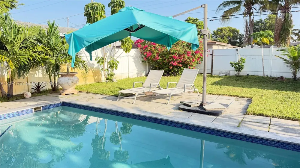 1935 Arthur St Hollywood, FL 33020