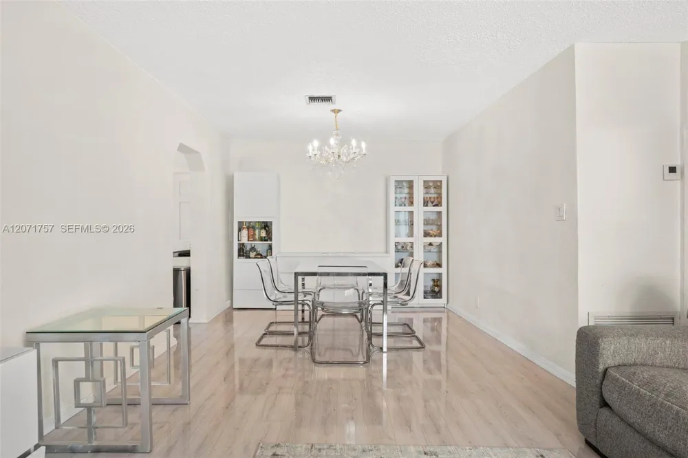 1935 Arthur St Hollywood, FL 33020