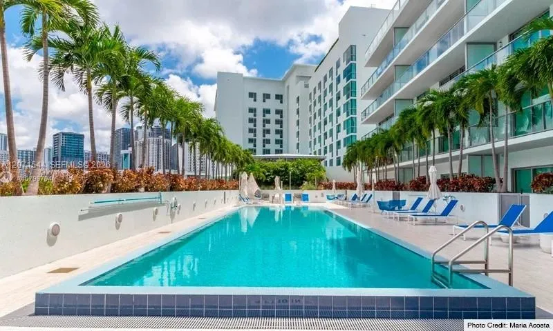 1600 SW 1st Ave #303 Miami, FL 33129