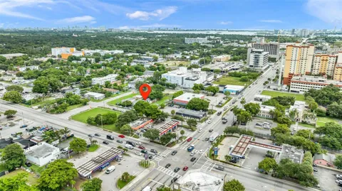 8011 NE Miami Ct